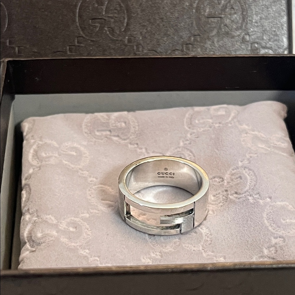 Gucci Ring sz 16/ US 7 1/2 Full inclusion - Picture 12 of 13